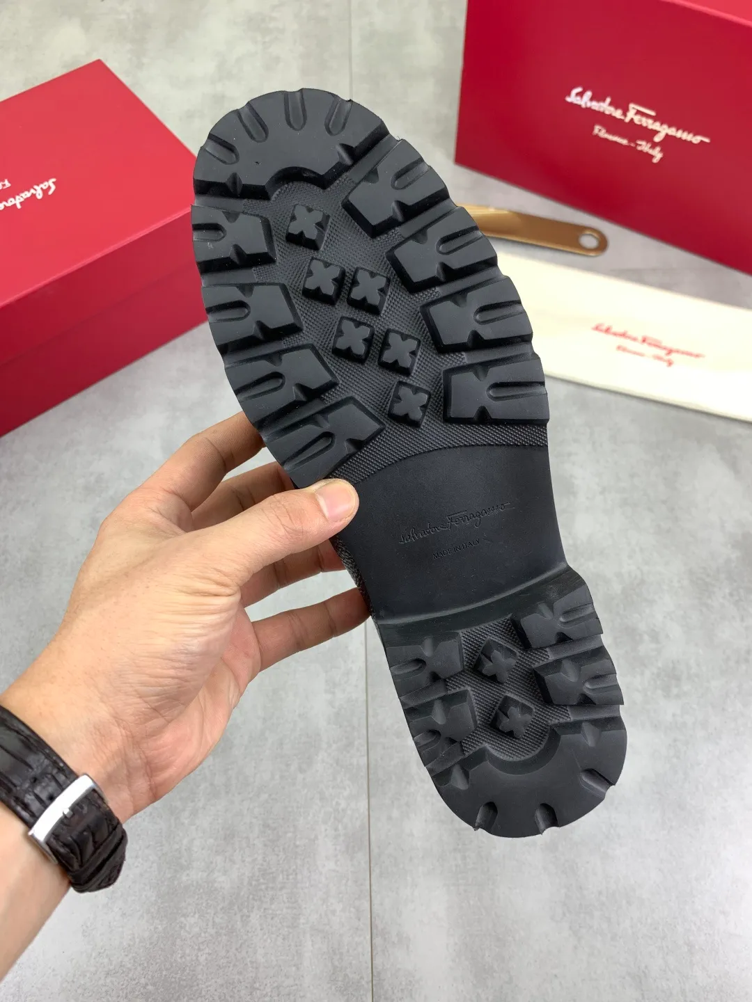 Men's men's shoes 💰P542 new high quality [Ferragamo/Ferragamo] latest model original imported calfskin, imported cowhide lining + original luxury metal buckle + original combination outsole Comparison without pressure Code number: 38-44 (45 customized)